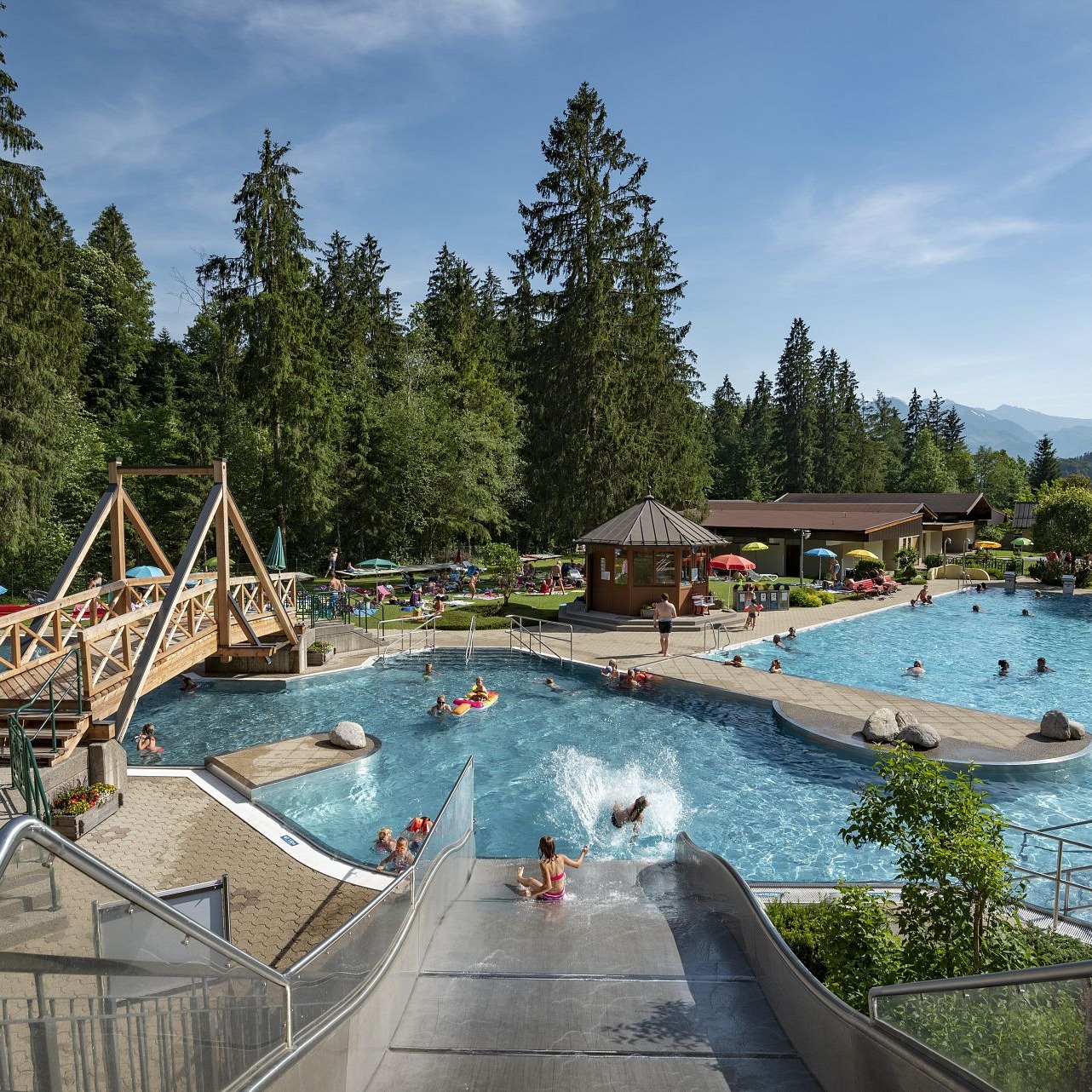 Sommer Badeurlaub Freibad Pension Gieringer gleich um die Ecke
